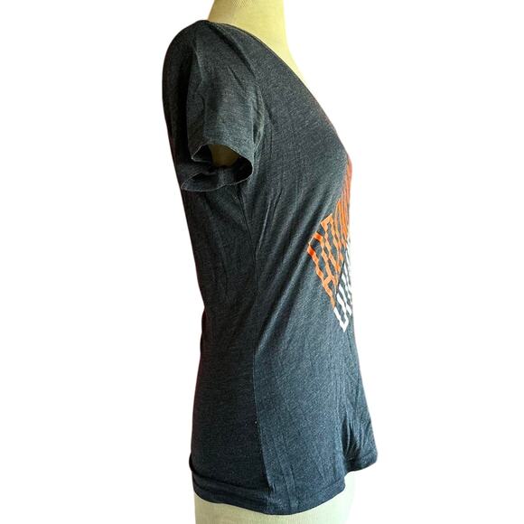 Broncos Shirt Womens Size Medium Gray Football Sporty Denver Big Game Weekend - Picture 2 of 6